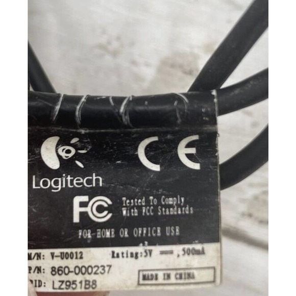 Logitech MINI Webcam Model V-U0012 (860-000237) Easy Clip-on Black - Picture 8 of 12